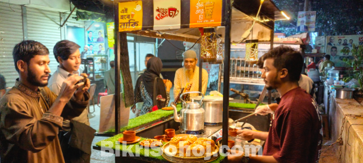 একটি ফুটকাট গাড়ি বিক্রি করা হবে।